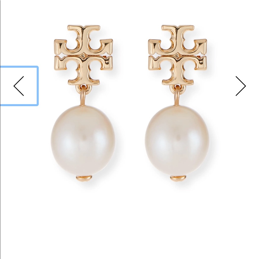 NWOT Tory Burch Kira Pearl-Drop Earrings, White pearl and gold earrings 😍